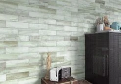 Great Plains Grass Meadow Green 3x10 Glossy Tile