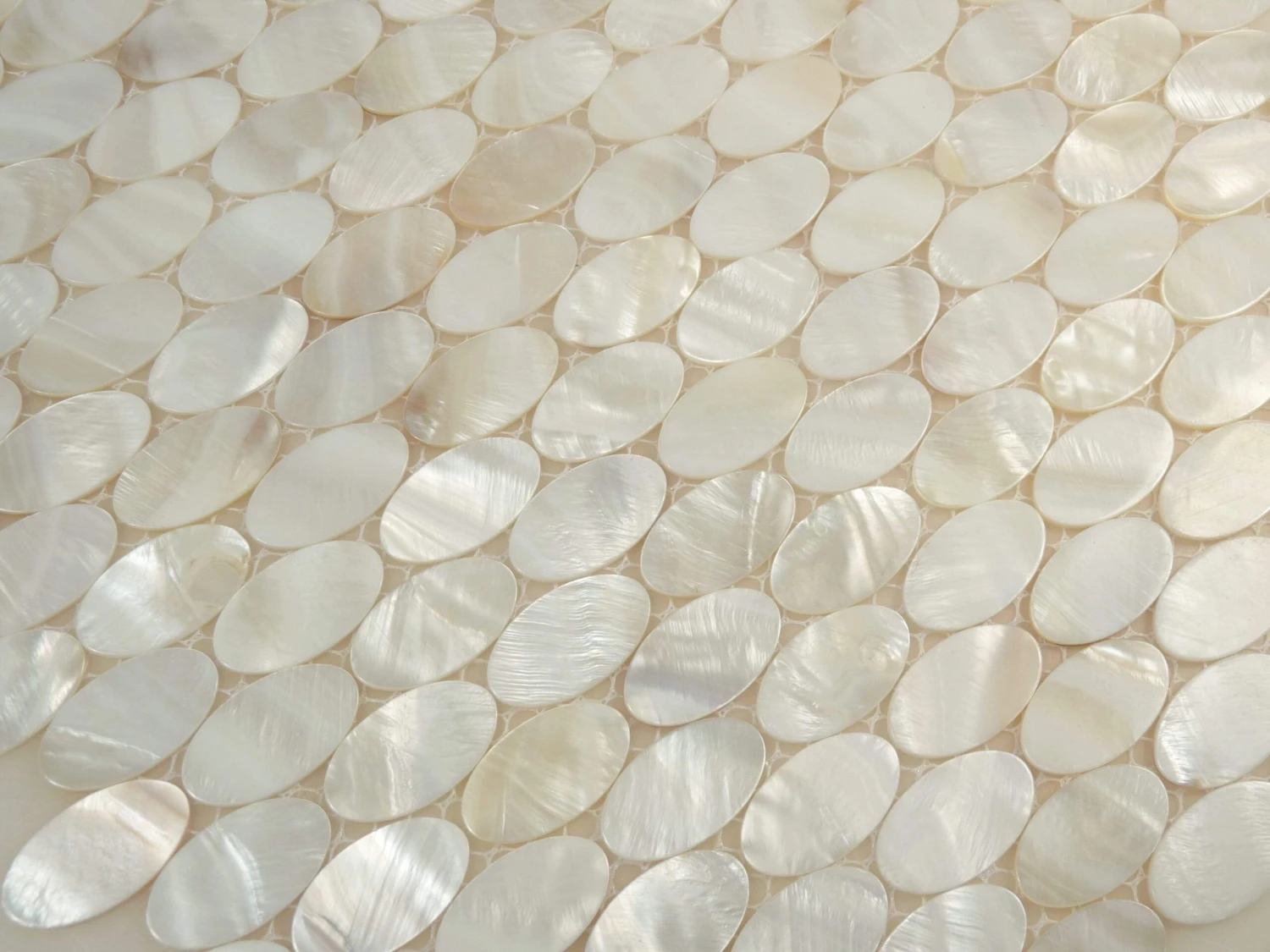 Mother Of Pearl Oval Glossy Shell Tile 6 Mother Of Pearl Oval Glossy Shell Tile - Image 4